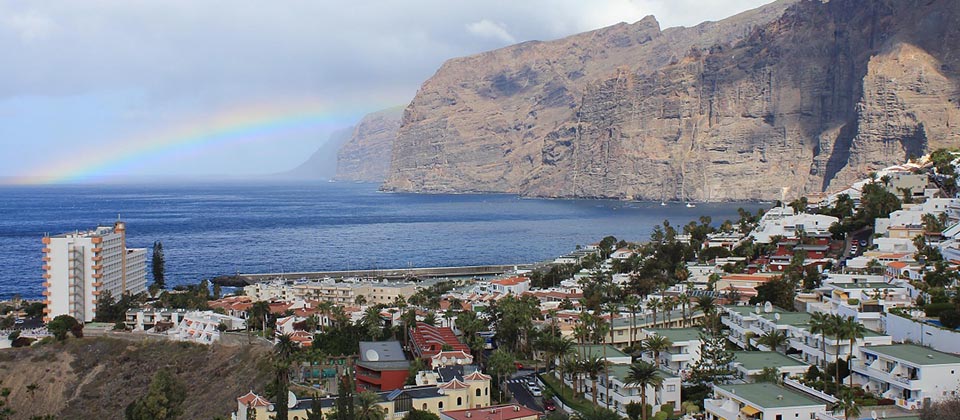 Los Gigantes Rainbow-min.jpg